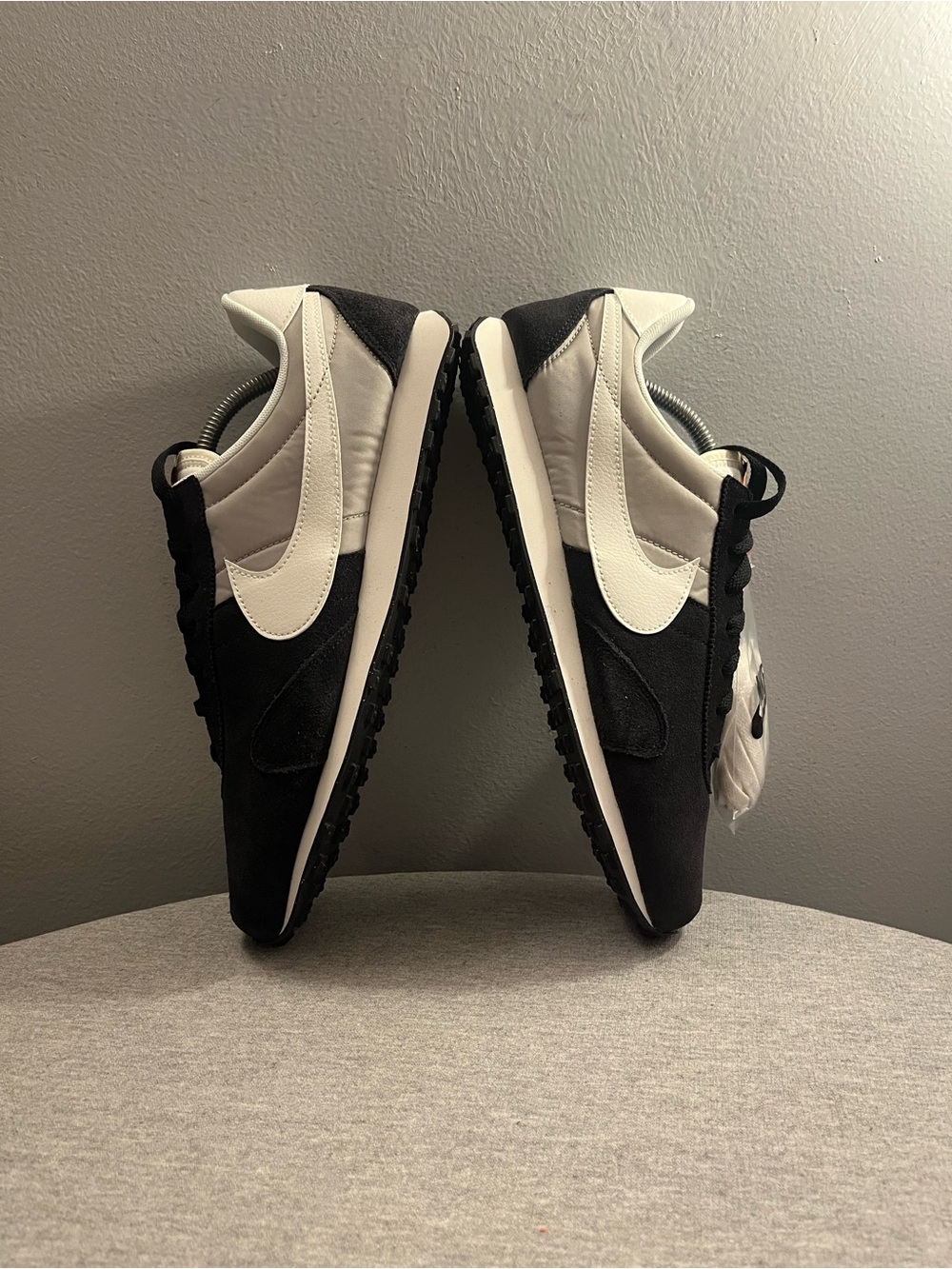 Nike Pre Montreal '17 Black Sail Pale Grey Men's Shoes Size 11.5 898031-001 - Picture 8 of 12